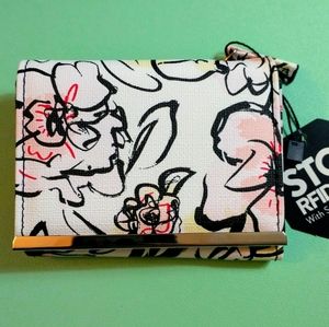 Van Heusen floral wallet